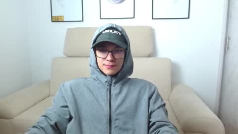 Snapshot of taurus4k chatting on January 2025 03:04:02 AM taurus4k online show from January 2025 03:04:02 AM