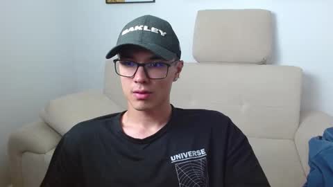 Snapshot of taurus4k chatting on January 2025 04:10:01 AM taurus4k online show from January 2025 04:10:01 AM