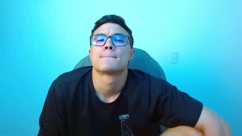 Snapshot of taurus4k chatting on February 2025 12:24:01 AM taurus4k online show from February 2025 12:24:01 AM