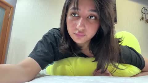Snapshot of tawnyamartinek chatting on July 2026 06:38:02 AM Riza online show from July 2026 06:38:02 AM