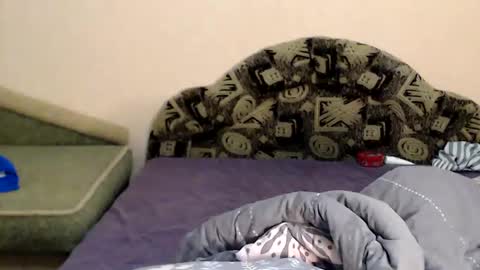 Taya online show from February 2025 11:11:02 PM