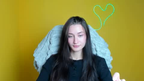 Taya online show from November 2025 12:15:01 PM