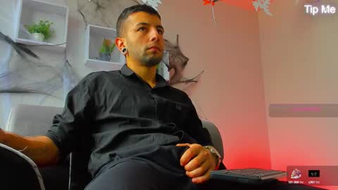 Snapshot of tayer_bennet chatting on October 2025 08:09:02 PM tayer_bennet online show from October 2025 08:09:02 PM