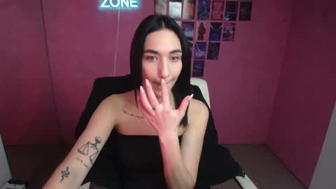 Tayla online show from October 2025 05:59:01 AM