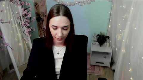 Tayla online show from April 2026 06:11:02 AM