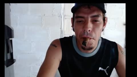 Snapshot of tayler_punk chatting on December 2024 04:29:02 PM tayler punk online show from December 2024 04:29:02 PM