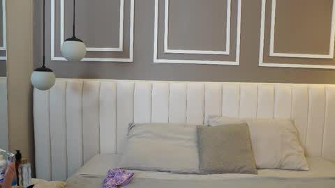 Snapshot of taylerkim chatting on November 2025 08:29:01 PM Teylor Kim online show from November 2025 08:29:01 PM