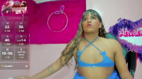 taylor__smith_ online show from April 2026 01:41:01 PM