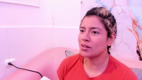 taylor_cupper_ online show from November 2025 03:18:02 AM