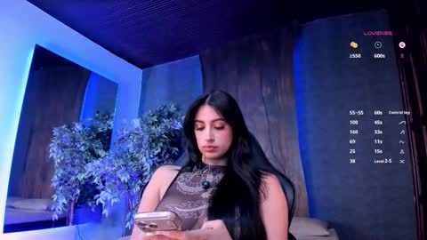 Taylor  Help me to get 100 thumbs up online show from February 2026 04:57:02 PM