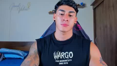 taylor_mclane1 online show from April 2026 05:38:02 PM