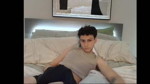 taylorcamz online show from November 2025 08:55:01 AM