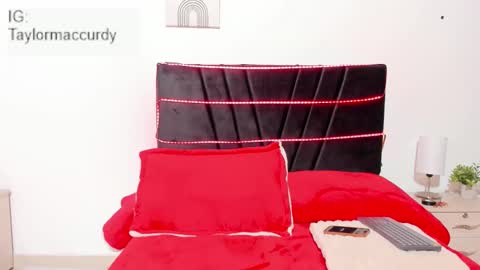 Snapshot of taylormaccurdy_ chatting on November 2025 02:53:02 PM taylormaccurdy_ online show from November 2025 02:53:02 PM