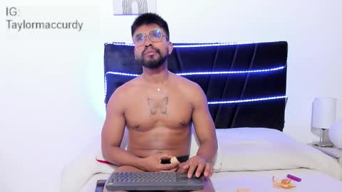 taylormaccurdy_ online show from December 2025 03:46:02 AM