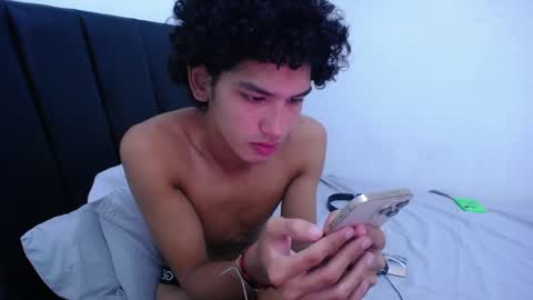 Snapshot of tayronx33 chatting on January 2025 03:15:02 PM Tayron online show from January 2025 03:15:02 PM