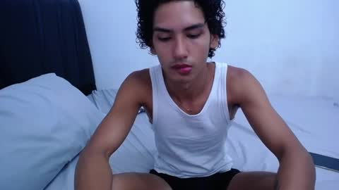 Snapshot of tayronx33 chatting on February 2025 03:38:01 PM Tayron online show from February 2025 03:38:01 PM