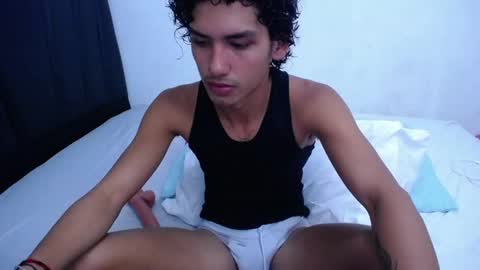 Snapshot of tayronx33 chatting on March 2025 12:28:02 AM Tayron online show from March 2025 12:28:02 AM