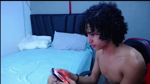 Snapshot of tayronx33 chatting on October 2025 06:45:02 PM Tayron online show from October 2025 06:45:02 PM