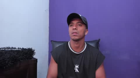 Snapshot of taysonysasha chatting on December 2024 11:46:01 PM ask for cum online show from December 2024 11:46:01 PM