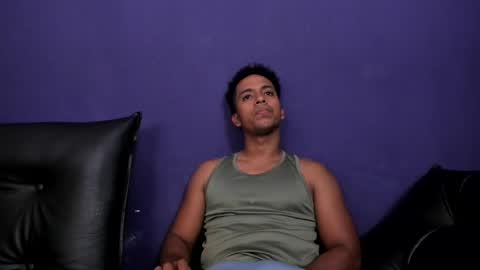 Snapshot of taysonysasha chatting on March 2025 11:49:01 PM ask for cum online show from March 2025 11:49:01 PM