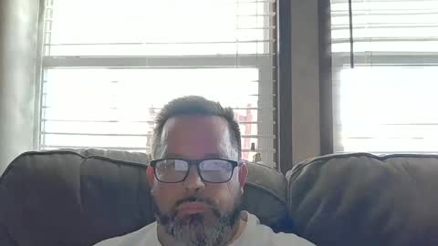 tdhawk87 online show from February 2026 08:49:01 PM