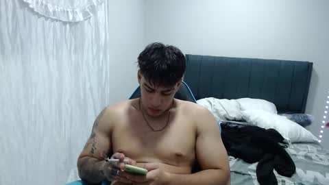 Snapshot of team23hot0 chatting on September 2025 03:28:01 AM team23hot0 online show from September 2025 03:28:01 AM