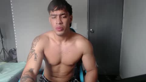 Snapshot of team23hot0 chatting on October 2025 05:20:02 PM team23hot0 online show from October 2025 05:20:02 PM