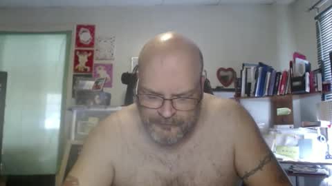 Snapshot of team369radio chatting on September 2025 06:21:01 PM MiaRhino online show from September 2025 06:21:01 PM