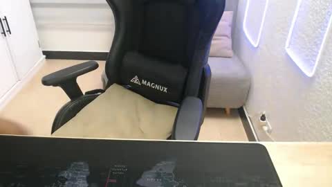 DYNAMITE DUO69 online show from February 2026 01:28:02 PM