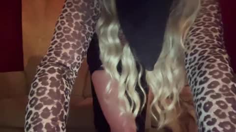 Snapshot of tease4meplz chatting on October 2025 07:31:02 PM tease4meplz online show from October 2025 07:31:02 PM