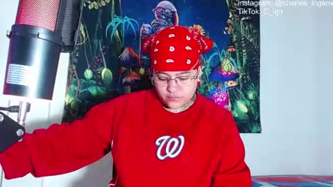Charlee He online show from June 2026 01:19:02 AM