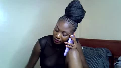 Nicole online show from April 2026 09:59:02 PM