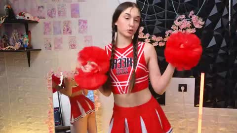 Alice and Cassie online show from April 2026 02:55:01 AM