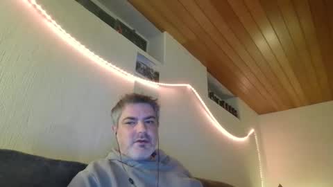 Peter online show from February 2025 01:15:02 AM