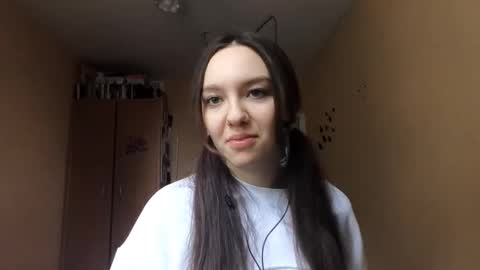 Kimi online show from November 2025 09:53:01 AM