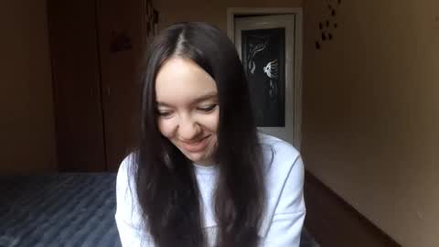 Kimi online show from November 2025 09:42:02 AM