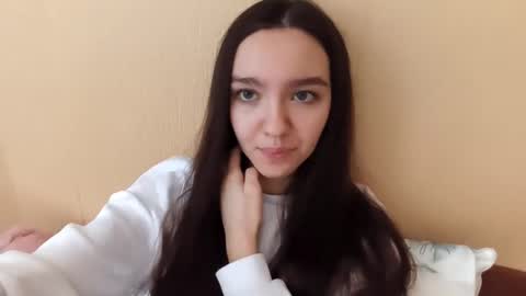 Kimi online show from November 2025 06:23:02 AM