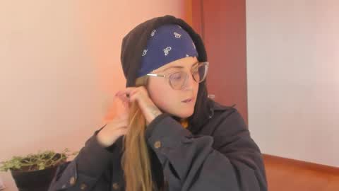 Snapshot of tekila__ chatting on May 2026 09:34:02 PM tekila__ online show from May 2026 09:34:02 PM