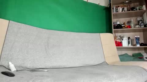 Virg Lszl online show from March 2026 06:12:02 PM