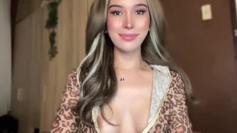 Snapshot of temptationofsex chatting on March 2025 12:33:02 AM EVA GLASSCOTT online show from March 2025 12:33:02 AM