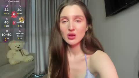 Snapshot of tender_babyyy chatting on June 2026 11:12:02 AM Amina online show from June 2026 11:12:02 AM