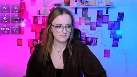 ur Louise online show from April 2026 09:21:02 PM