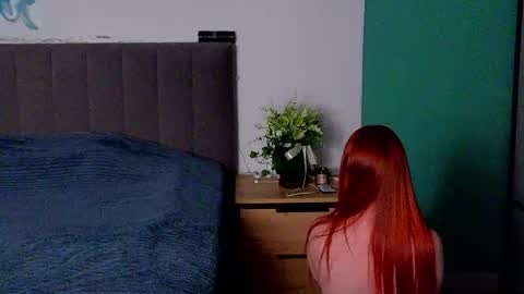 inst r0seamber0 online show from May 2026 01:41:02 PM