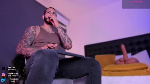 Teo Ferrer online show from October 2025 07:57:02 PM