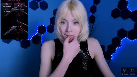 Snapshot of teresa_shy chatting on April 2026 02:43:02 PM your love online show from April 2026 02:43:02 PM