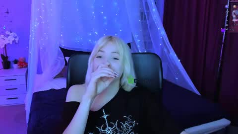 Snapshot of teresa_shy chatting on May 2026 09:26:02 AM your love online show from May 2026 09:26:02 AM