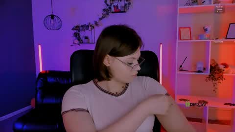 Snapshot of teresa_shy chatting on May 2026 07:20:02 PM your love online show from May 2026 07:20:02 PM