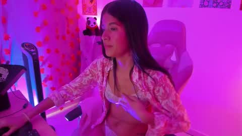 Snapshot of terrablack21 chatting on November 2025 03:02:01 PM Terra online show from November 2025 03:02:01 PM