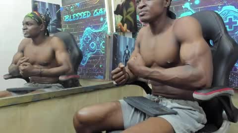 terranze_z online show from April 2026 11:33:02 AM