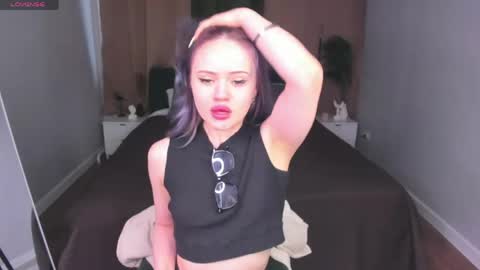Tessa online show from May 2026 09:47:02 AM